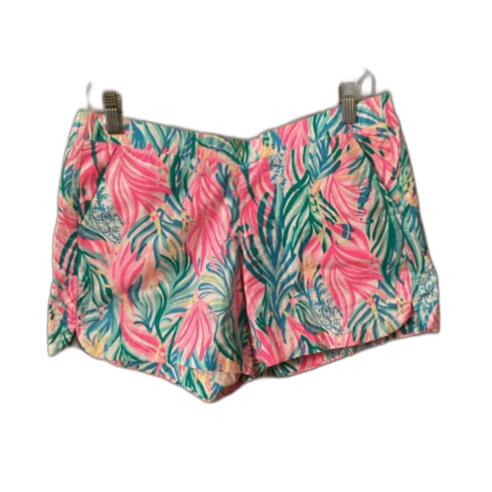 Lilly Pulitzer size medium ocean view shorts sea turtle soiree